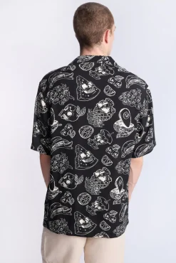 Arsenic Mens B&W Fruit Skulls Button-Up
