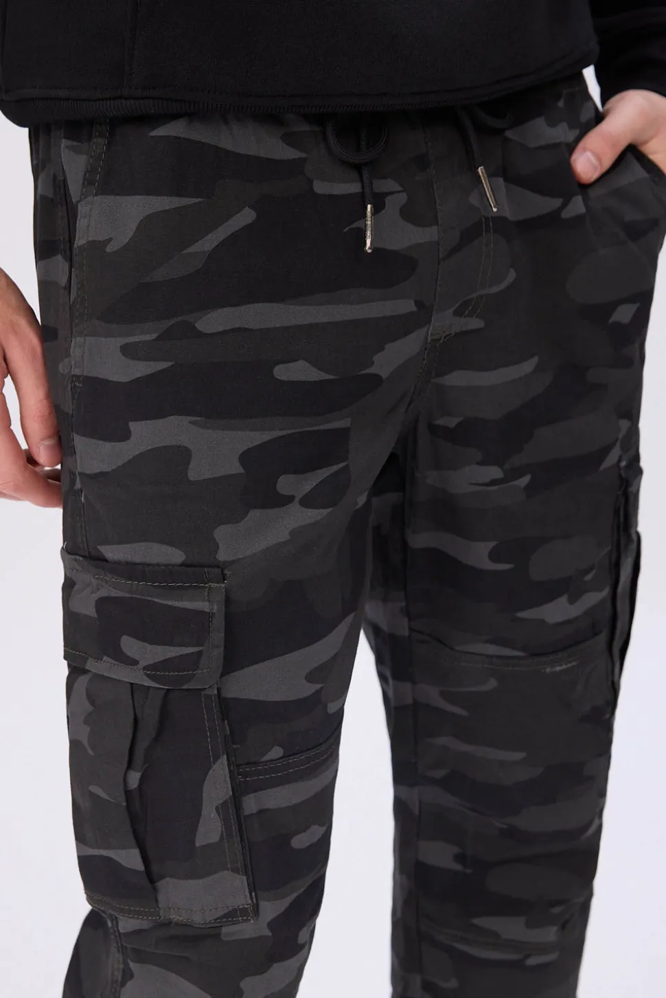 Arsenic Mens Relaxed Cargo Pant