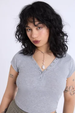 Curved Hem Cropped Henley Tee