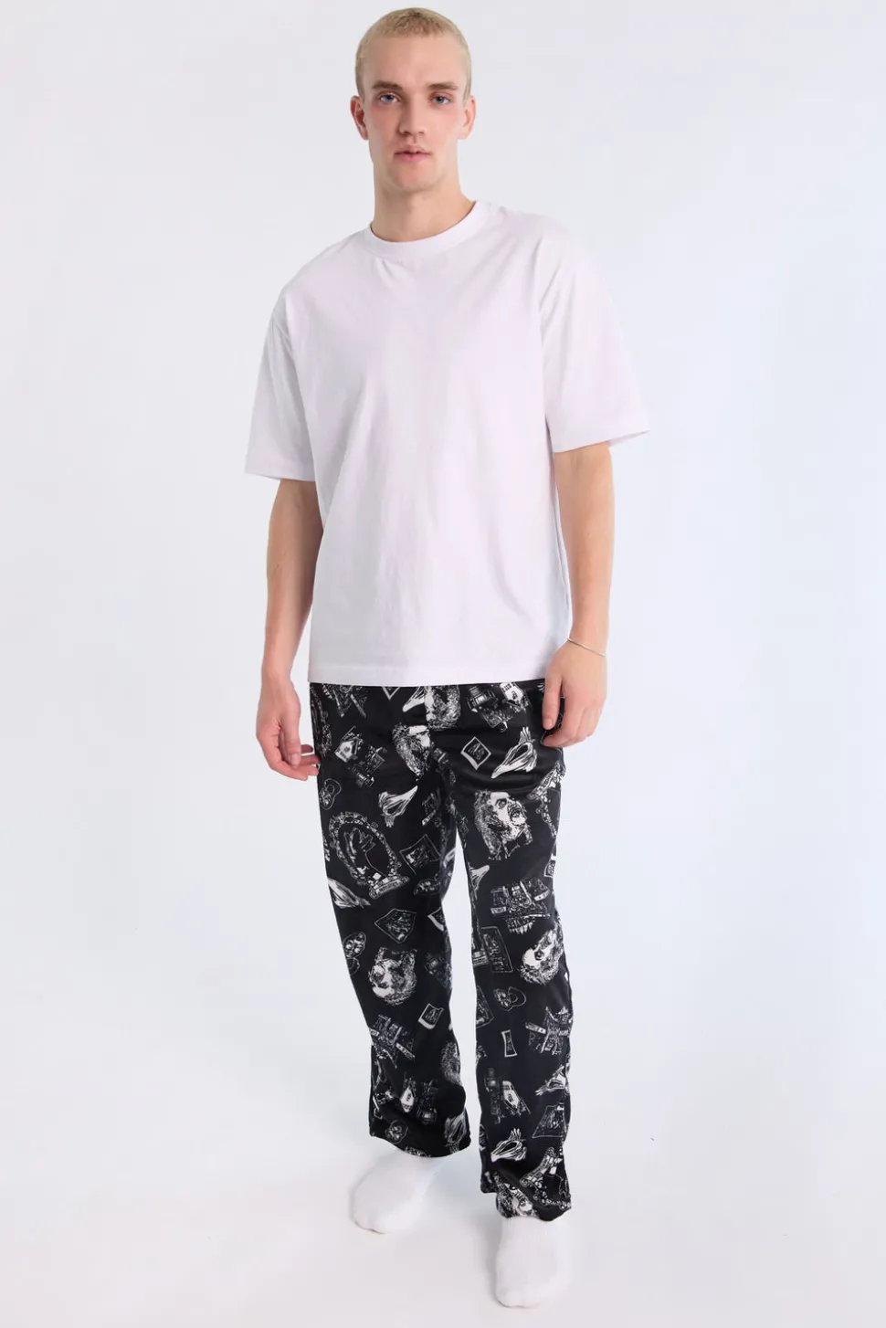 Mens Beetlejuice Pajama Bottoms