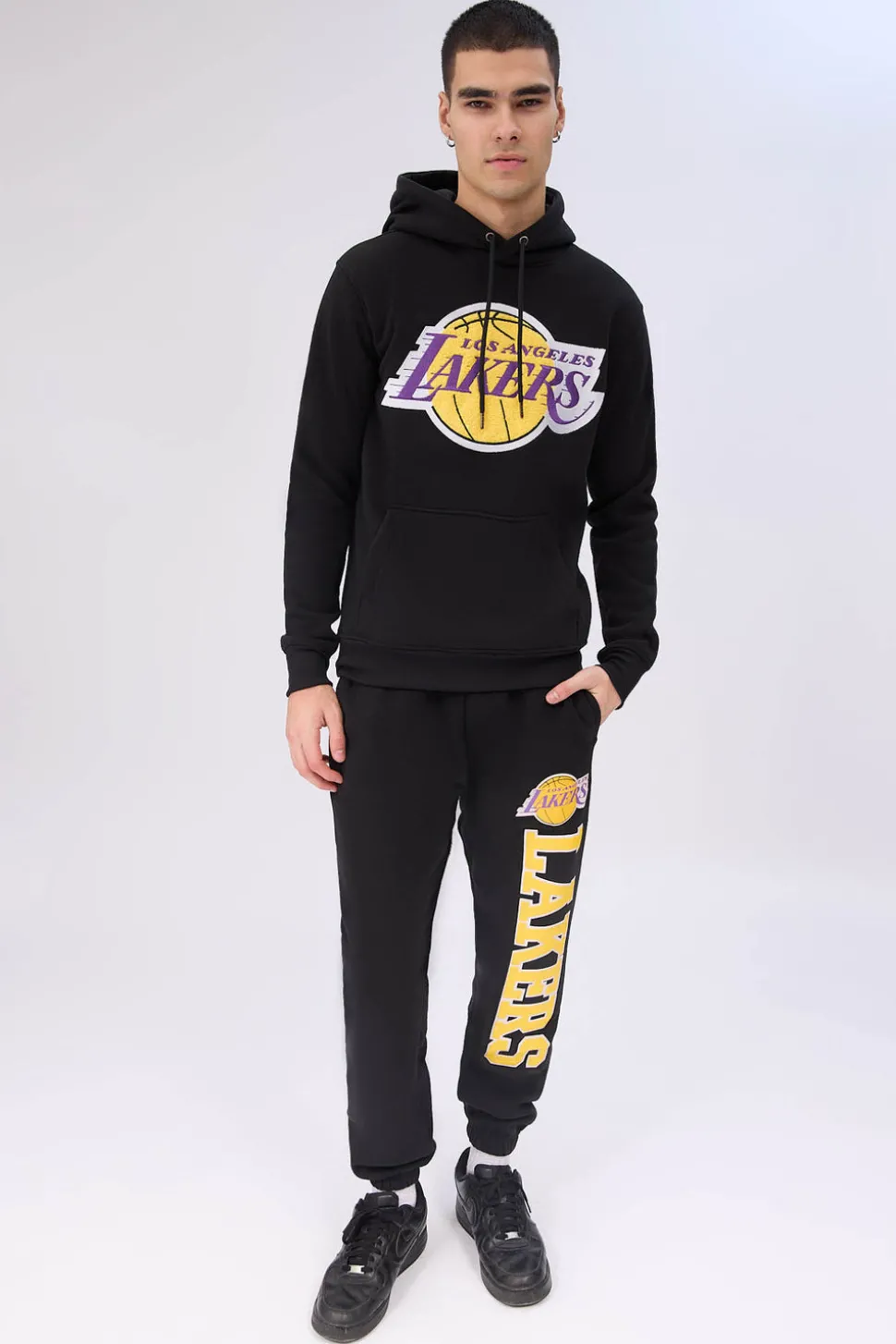 Mens Los Angeles Lakers Chenille Logo Hoodie