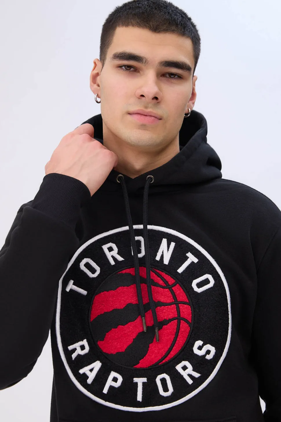 Mens Toronto Raptors Chenille Logo Hoodie