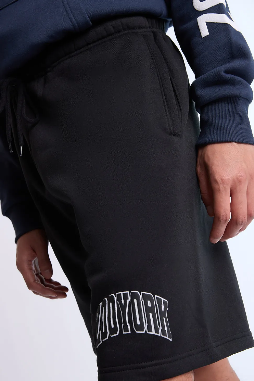 Zoo York Mens 9" Logo Fleece Shorts