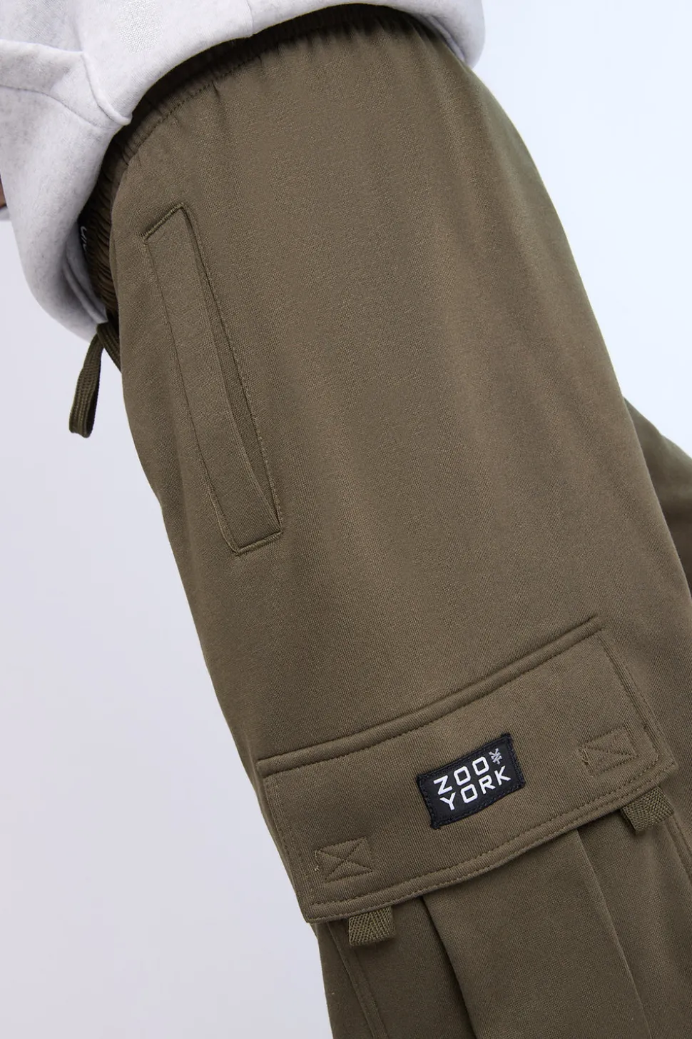 Zoo York Mens Cargo Sweatpant